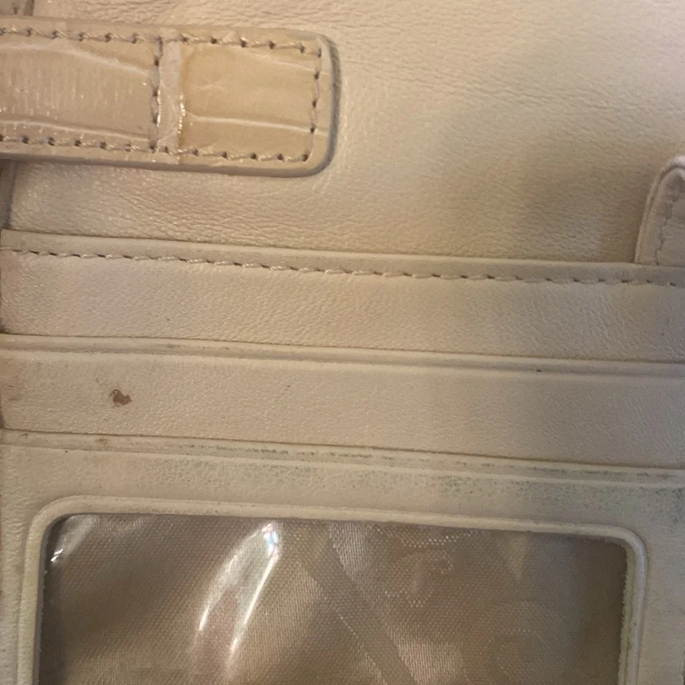 VTG 80’s Brighton Ivory Croc Pebble leather organizer crossbody wallet purse